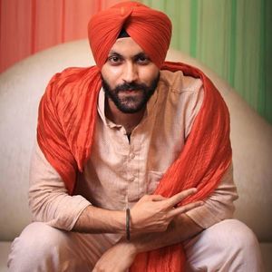 Meet your Posher, Simrandeep